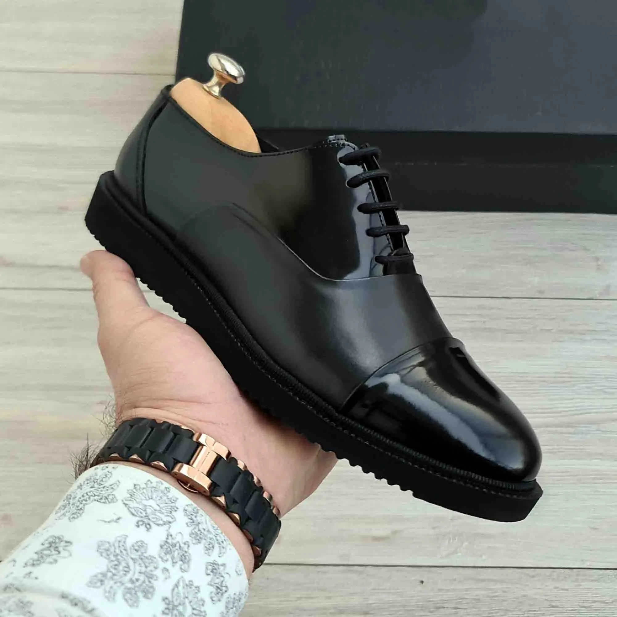 Black Men's Leather Cap Toe Derby Dress Shoes