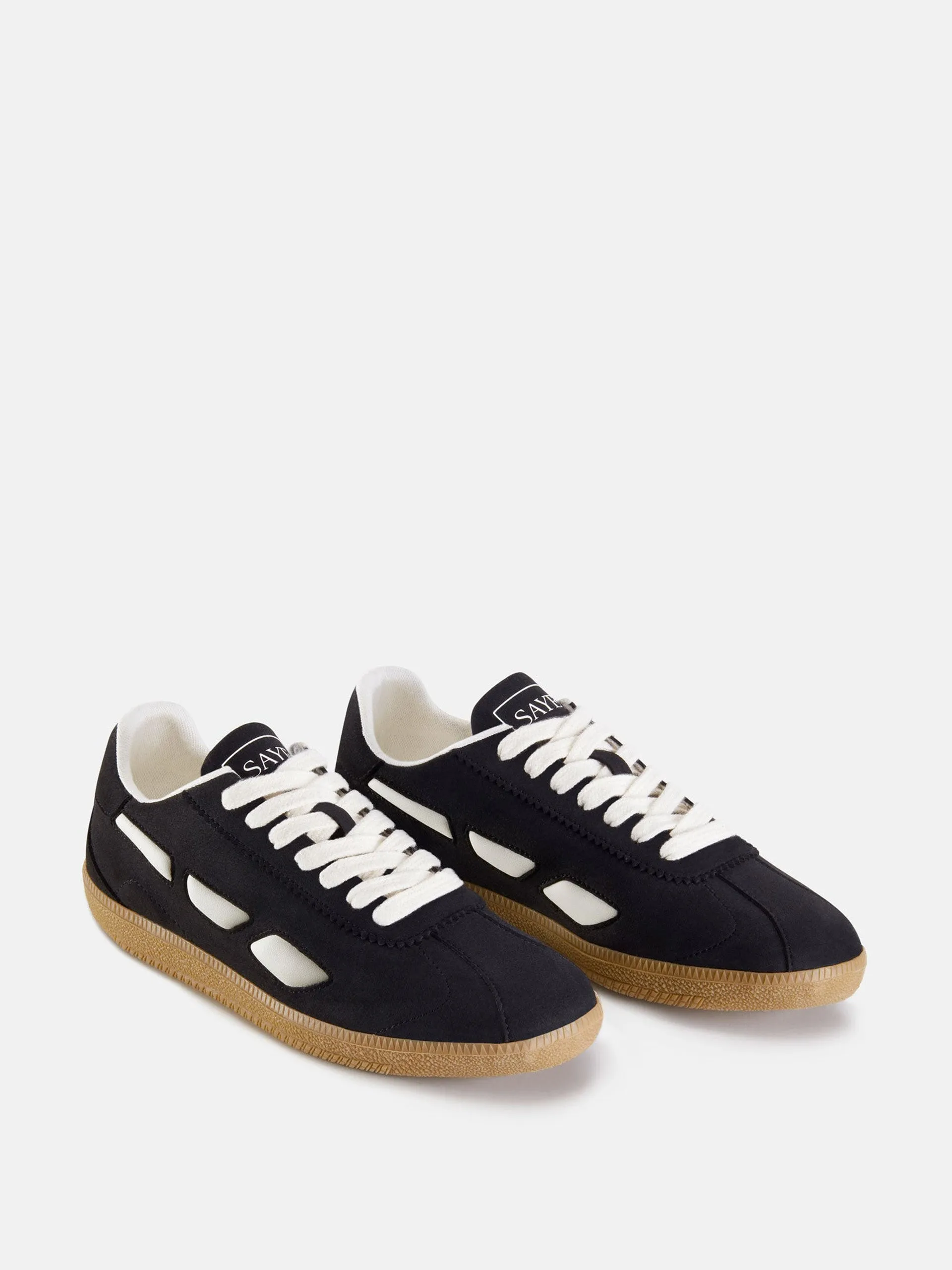 M70 dart sneakers in black