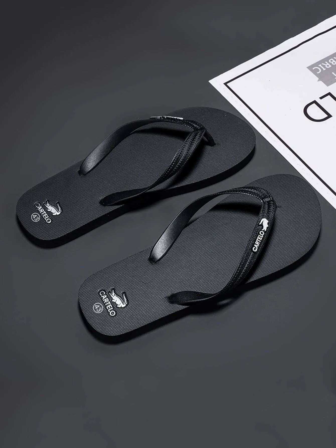 Men's Slip-On Sandals, Stylish New Design, Anti-Slip, Outdoor Flip-Flops With Soft Sole And Thick Sole For Beach