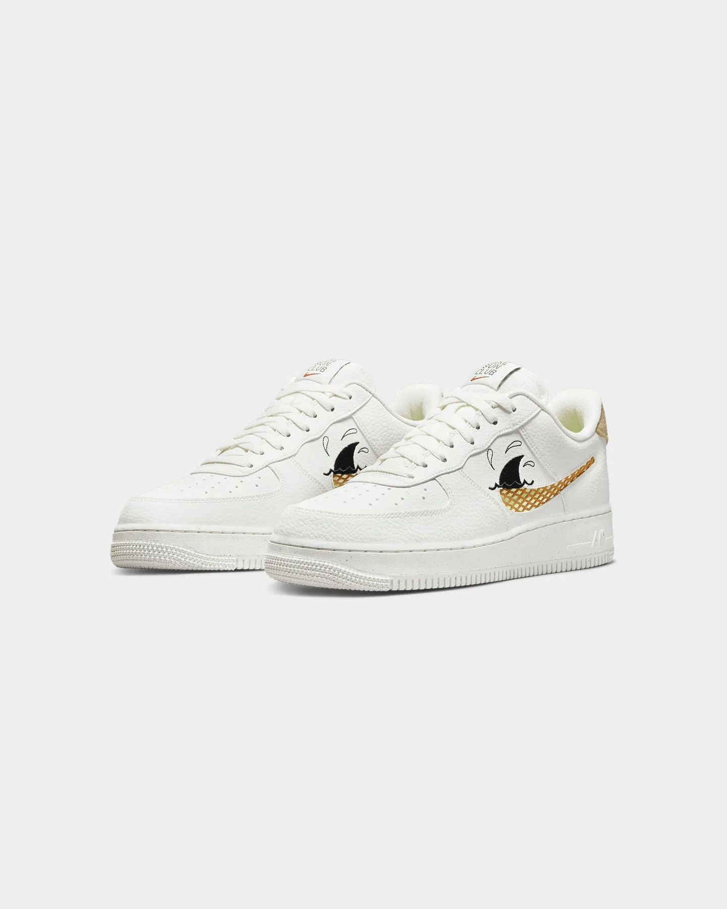 Nike Air Force 1 '07 LV8 Next Nature Sail/Sanded Gold