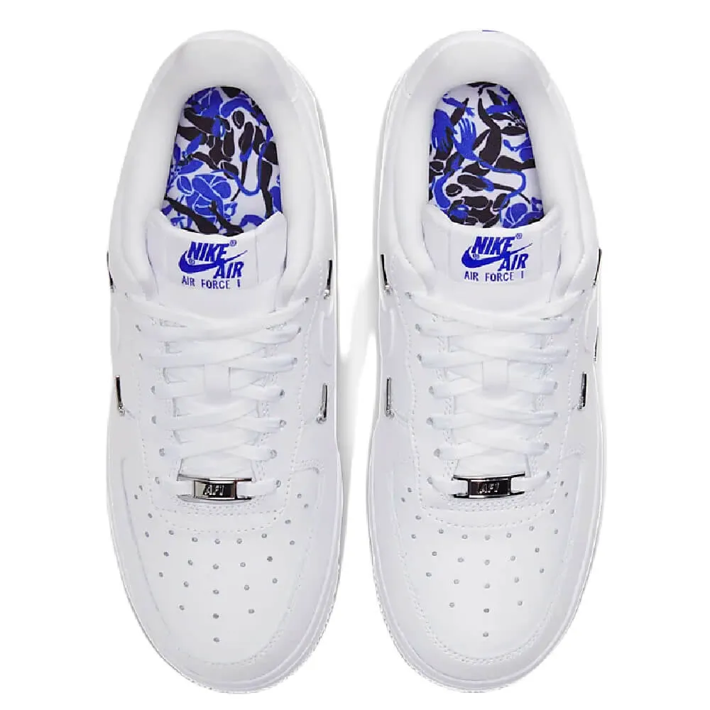 Nike Air Force 1 07 LX sneakers, white/blue