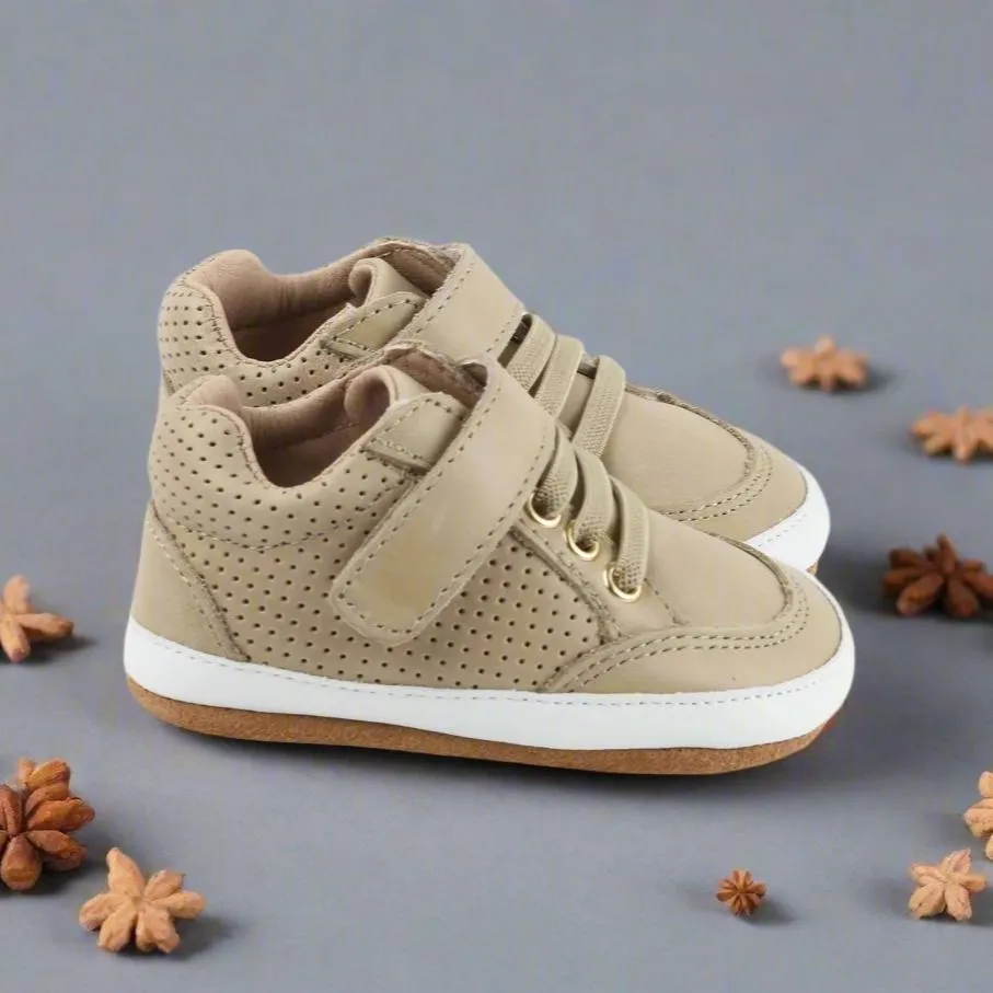 Play Perfect Beige Low Top {Premium Leather}