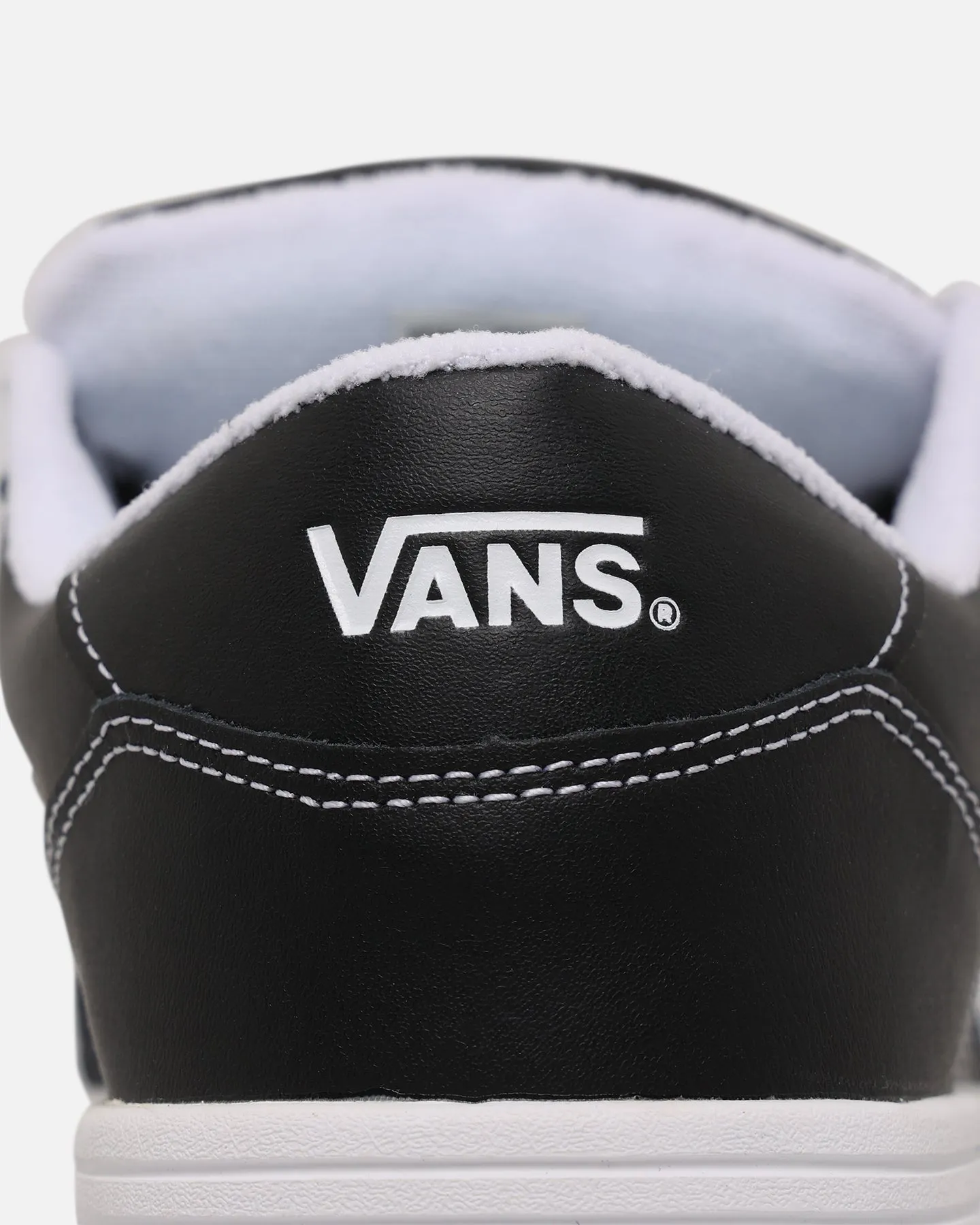 Vans Hylane Black/White/Gum