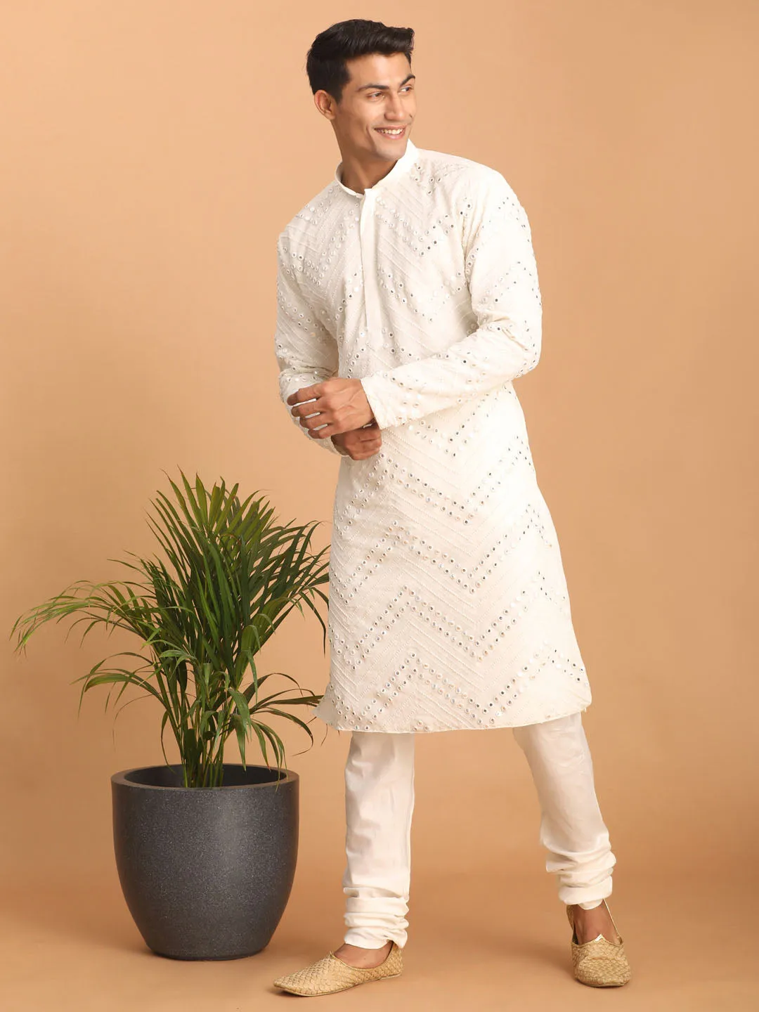 Vastramay Men's White Mirror Kurta Pyjama Set