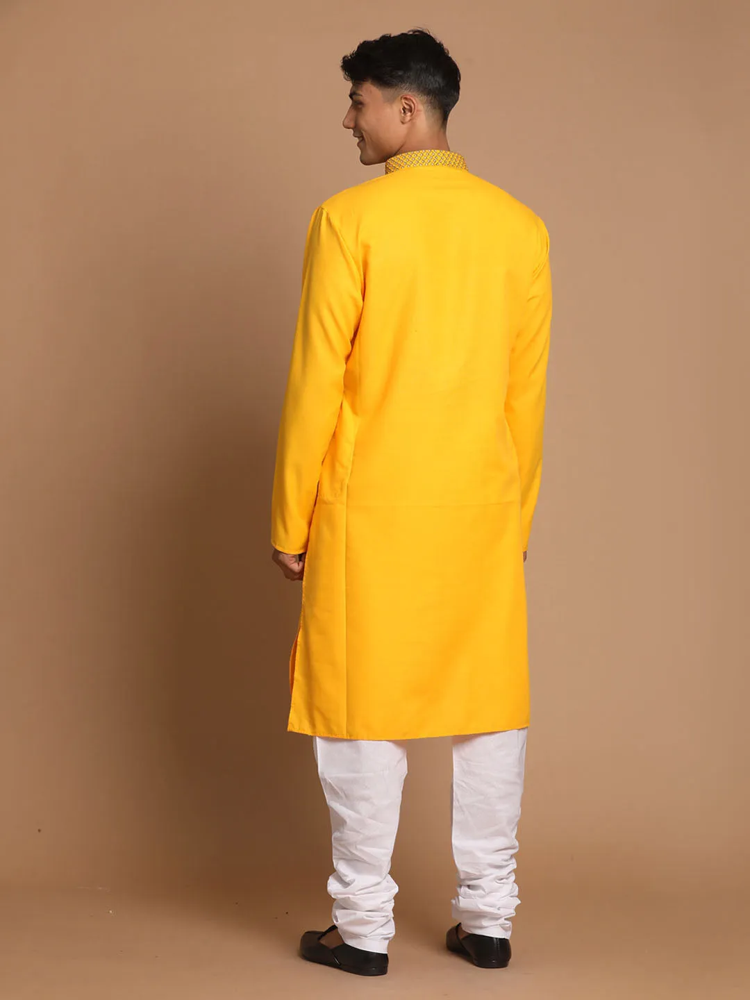 VASTRAMAY Men's Yellow & White Kurta Set